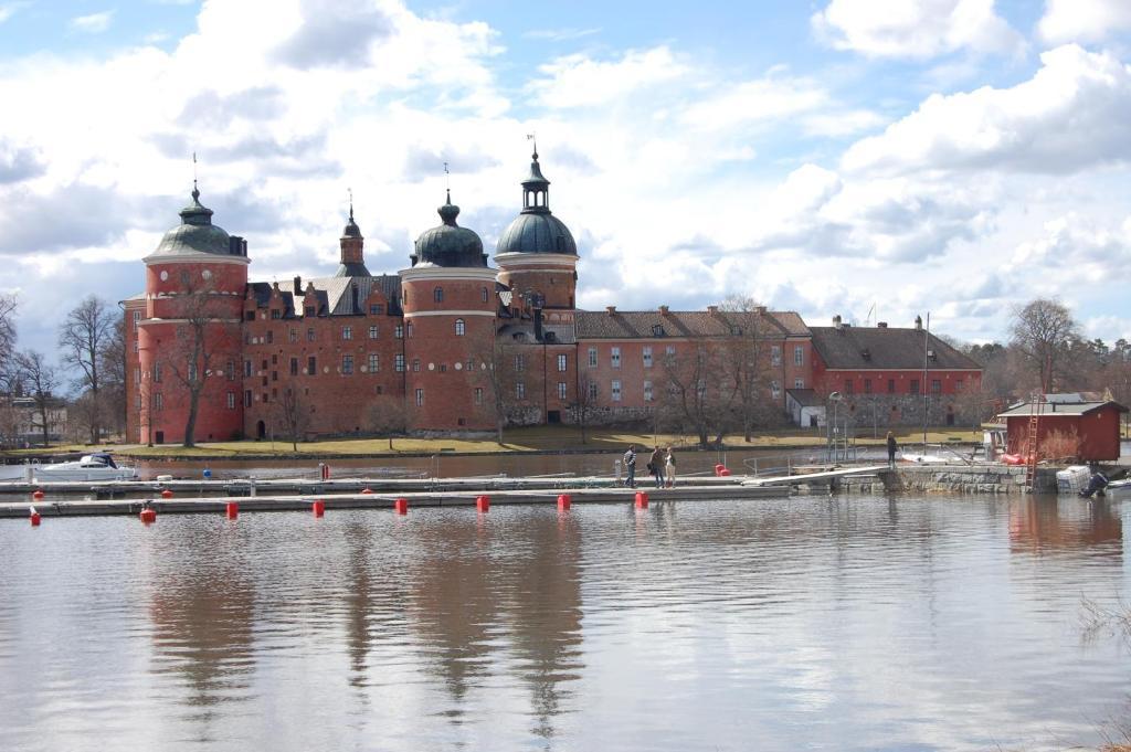 Roda Magasinet Mariefred Exteriér fotografie